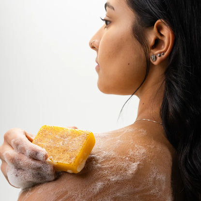 Savon Eclaircissant au Curcuma et a l'Acide Kojique