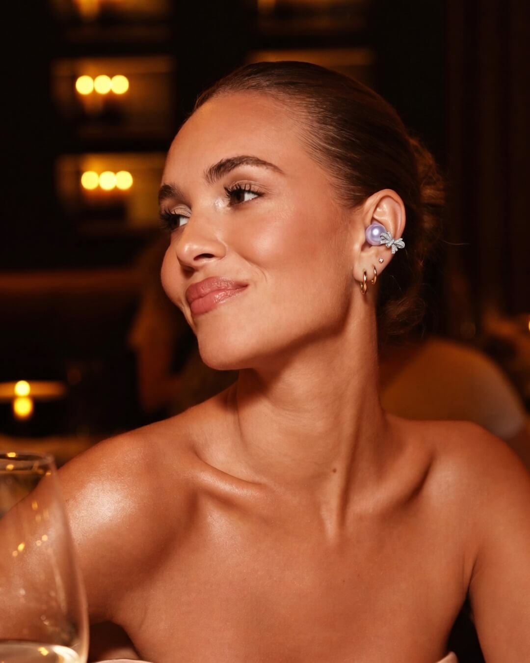 Lindalia Adorn earbuds lifestyle