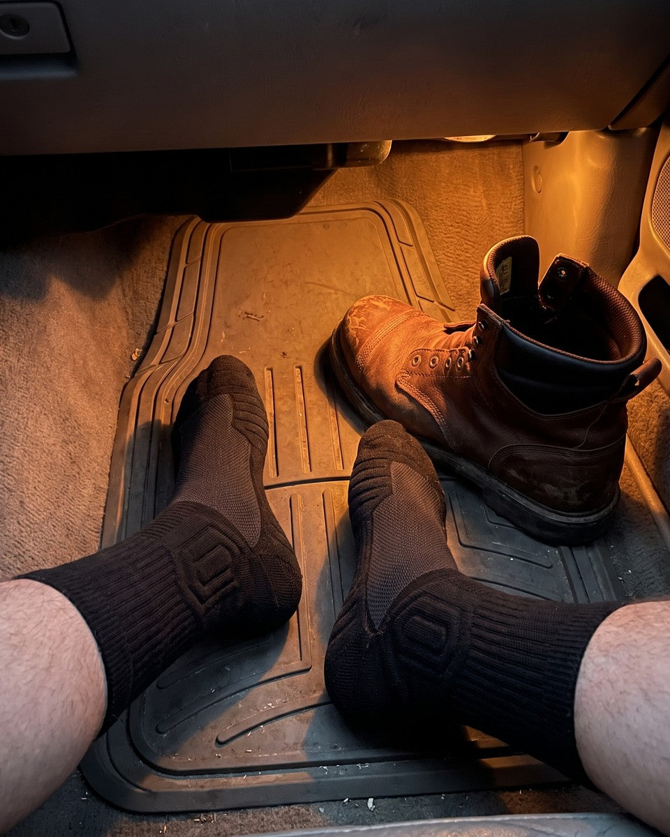 Lindalia Pain-Free Working Socks